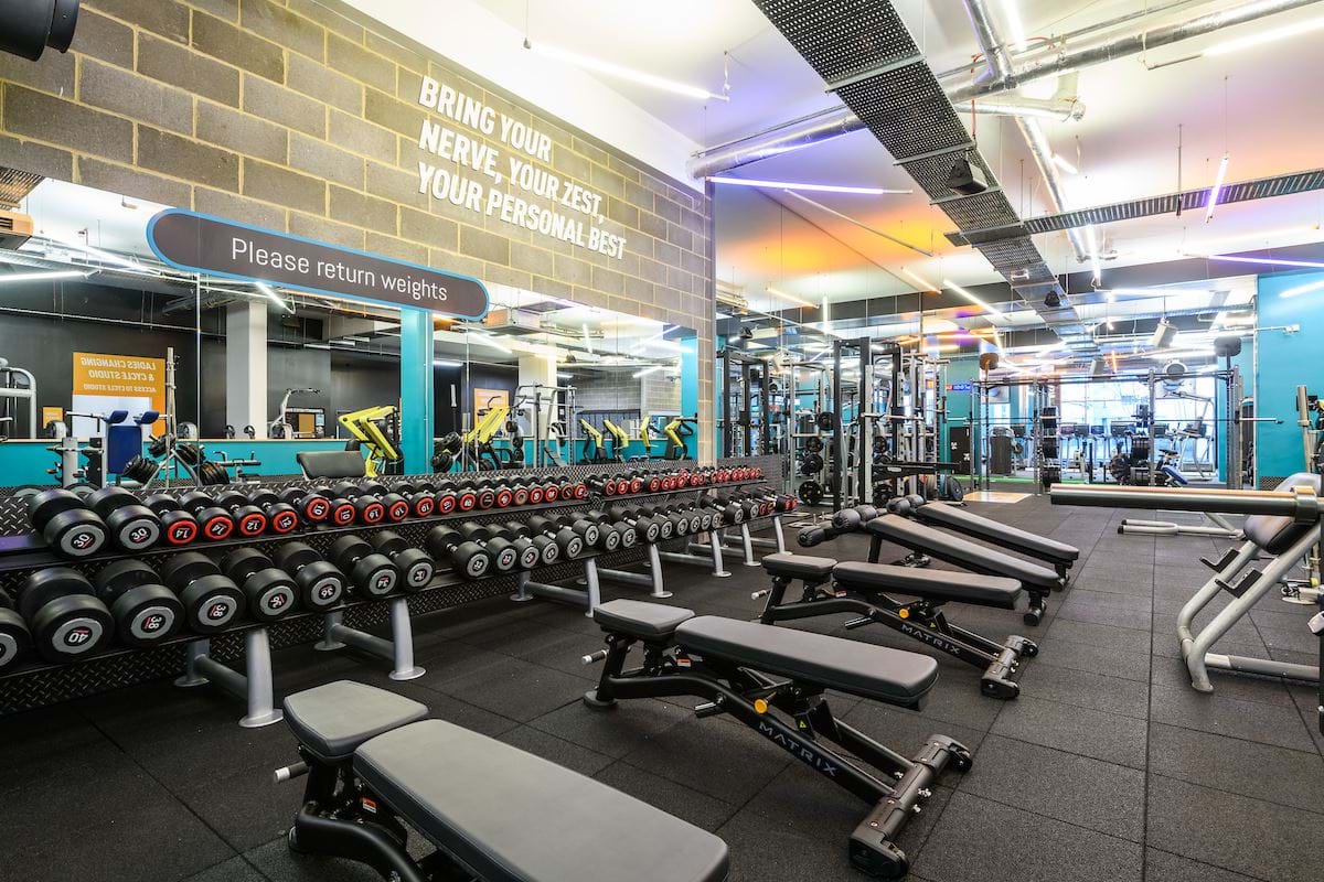 Discover the best gyms in London Bridge. From state-of-the-art facilities to expert trainers and a variety of fitness classes, these gyms provide the perfect environment to achieve your fitness goals. Whether you're into strength training, cardio workouts, or group classes, find the gym that suits your needs in London Bridge. Stay active, motivated, and make progress on your fitness journey with these top-notch fitness facilities.