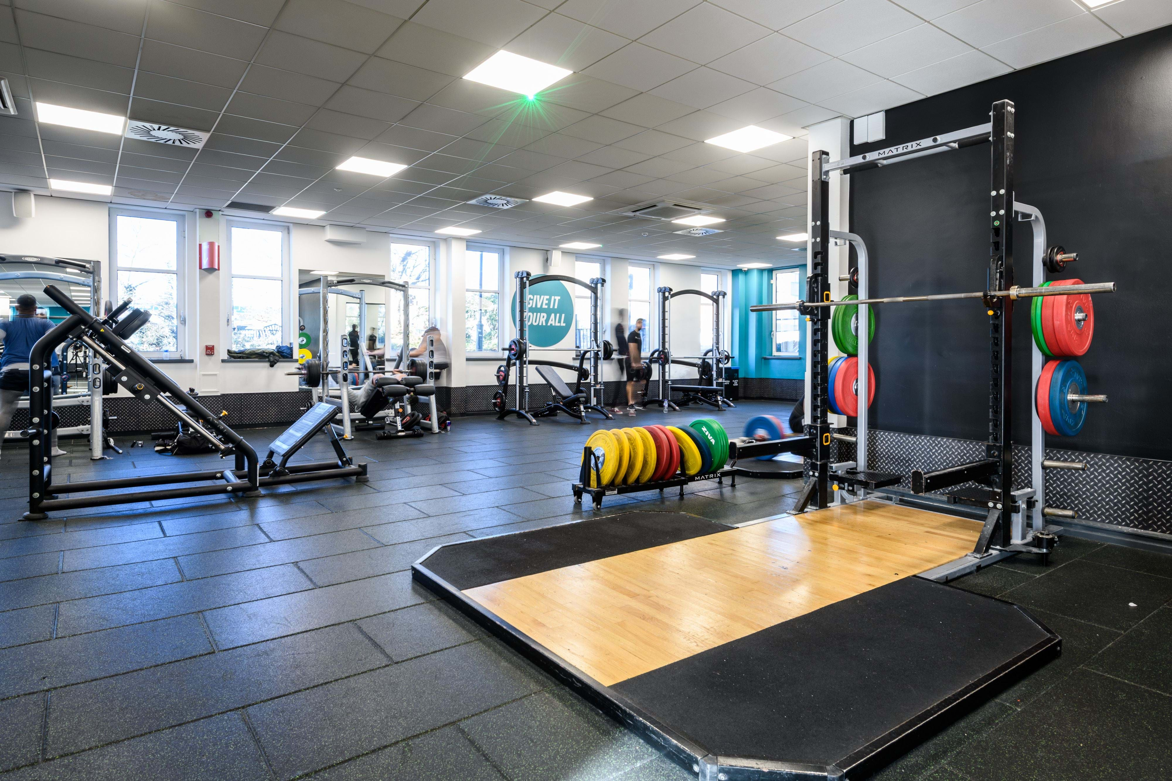 Gym In Enfield 24 Hour Enfield Gym From 22 99 Puregym