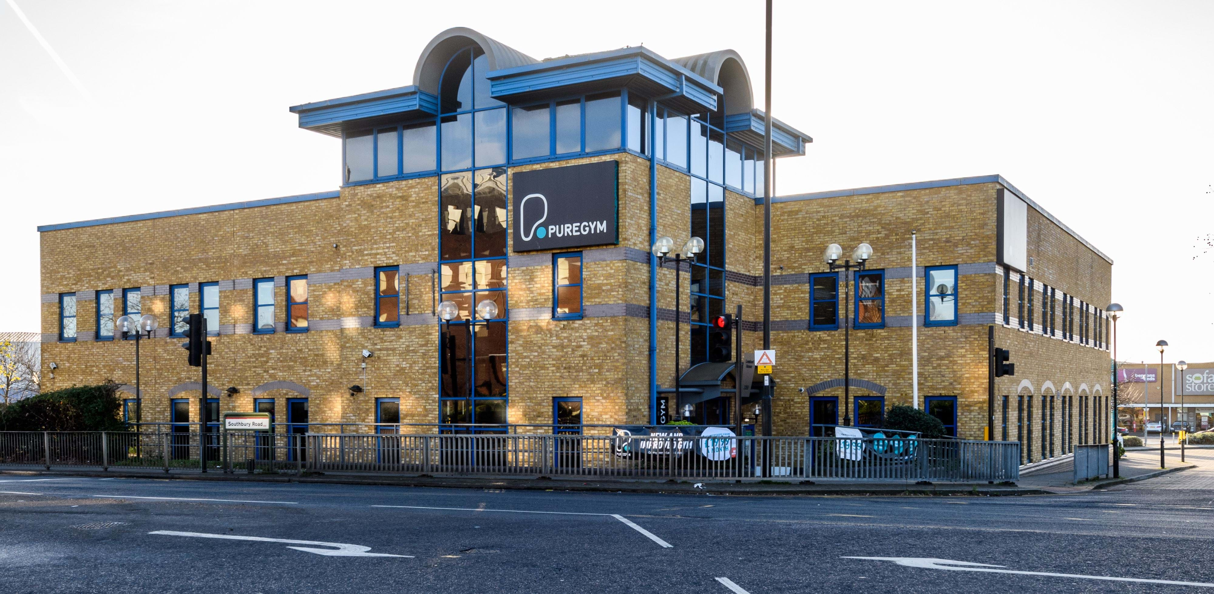 Gym In Enfield 24 Hour Enfield Gym From 22 99 Puregym