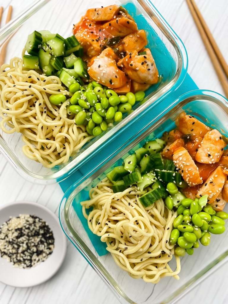 https://prod-ne-cdn-media.puregym.com/media/814363/sesame-chicken-noodles-3.jpg?mode=pad&width=768